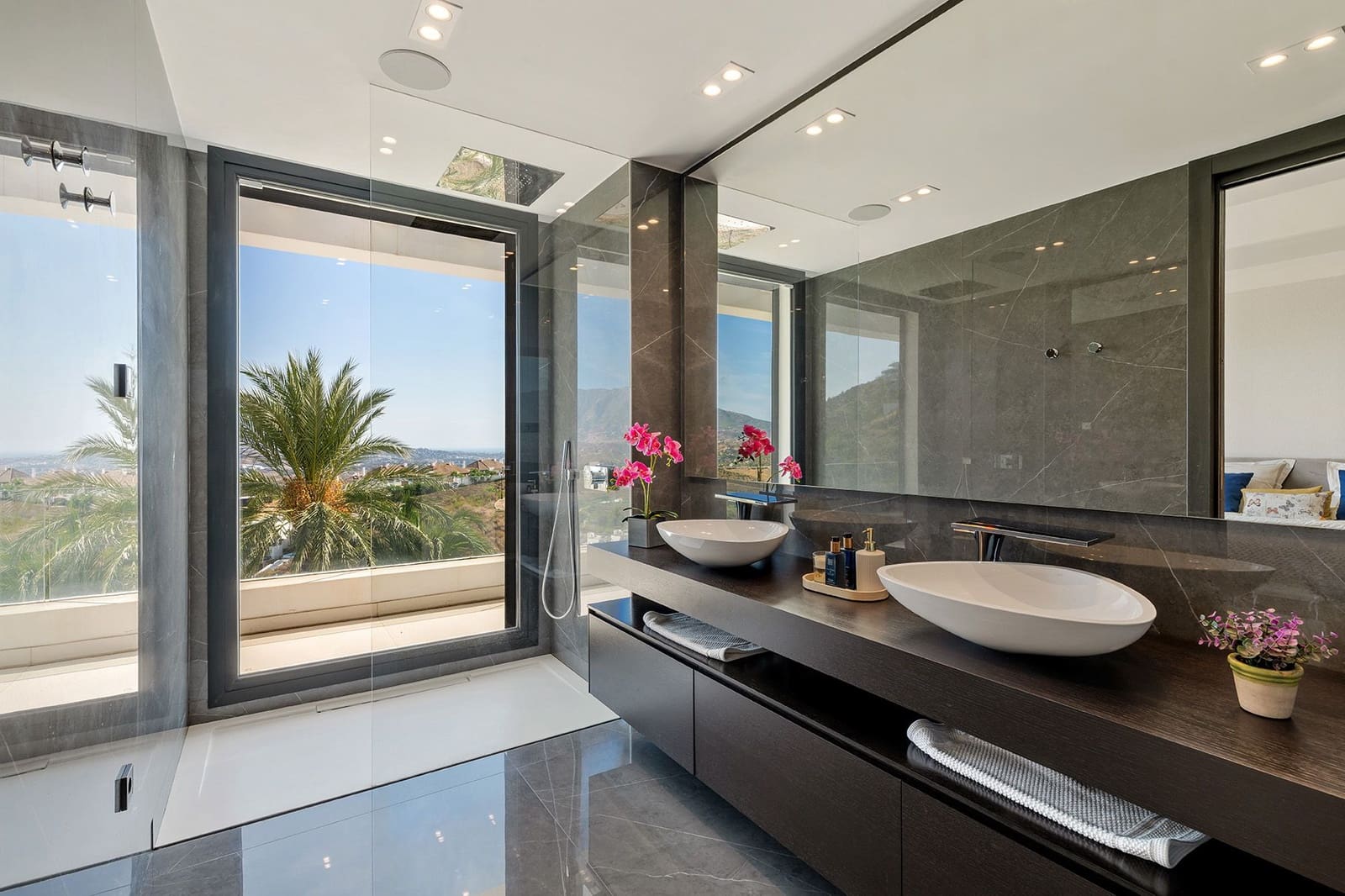 4 soveværelse Villa til salg i Mijas med swimmingpool garage - € 3.750.000 (Ref: 10142579)