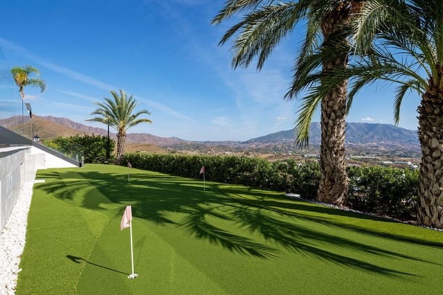 4 bedroom Villa for sale in La Cala Golf - Lagar Martell, Mijas with pool garage - € 3,750,000 (Ref: 10142579)