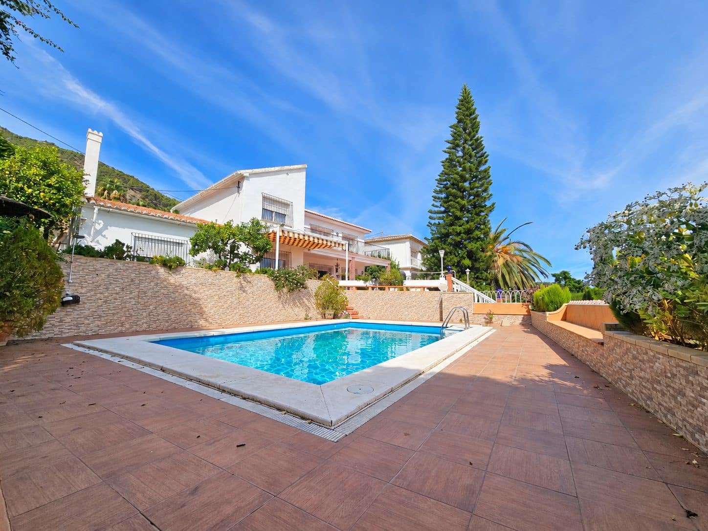 4 bedroom Villa for sale in Casarabonela with pool garage - € 420,000 (Ref: 10159628)