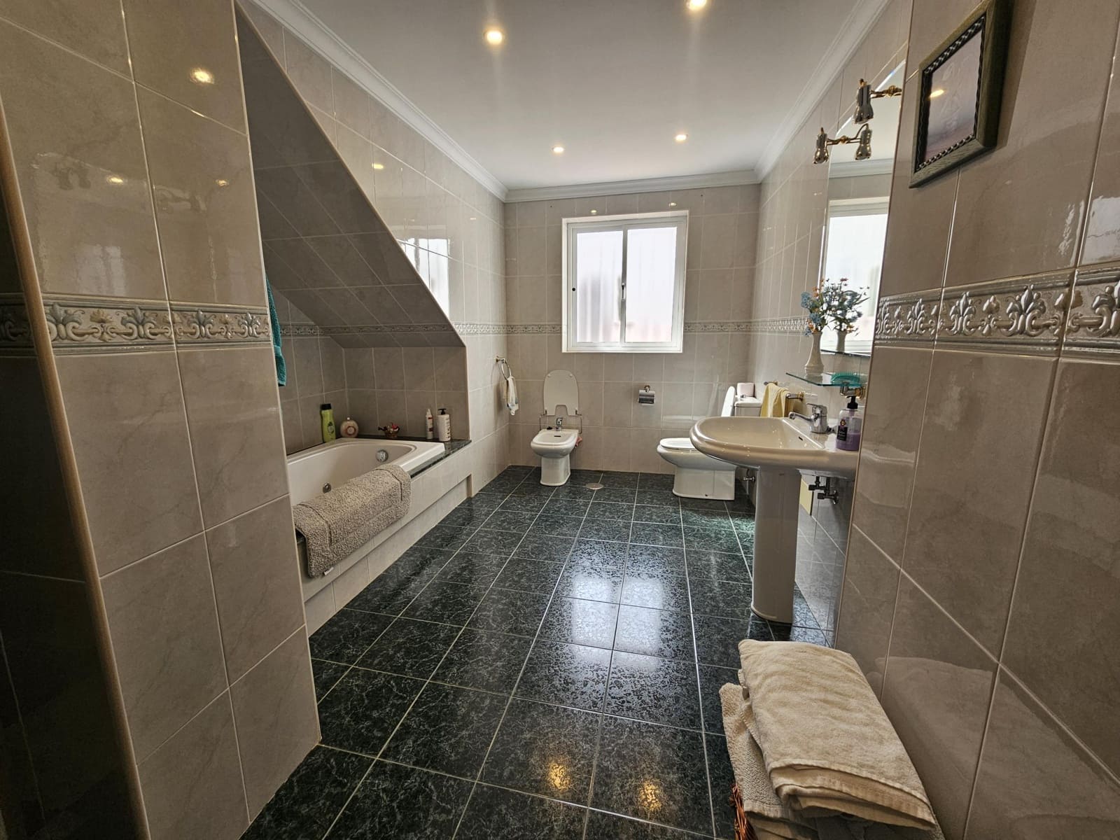 4 bedroom Villa for sale in Casarabonela with pool garage - € 420,000 (Ref: 10159628)
