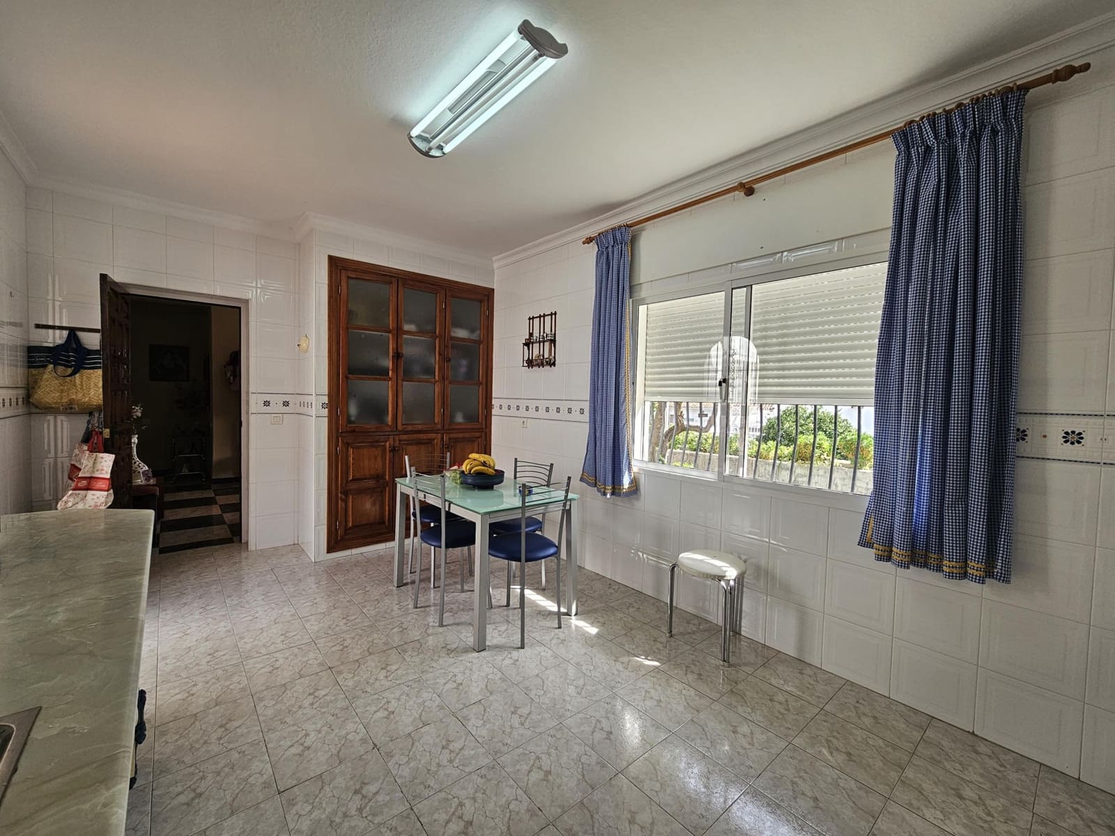 4 bedroom Villa for sale in Casarabonela with pool garage - € 420,000 (Ref: 10159628)