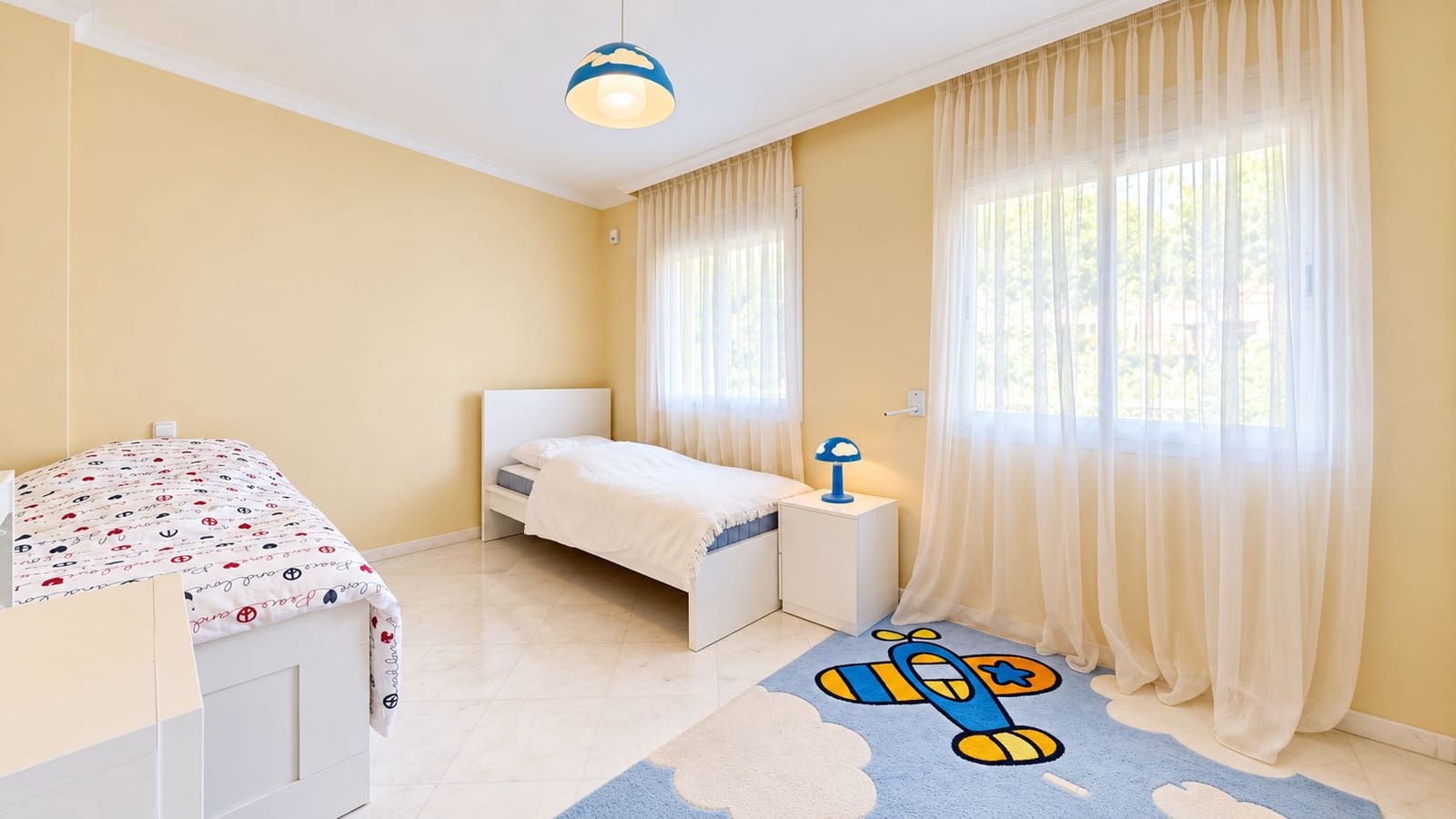 2 slaapkamer Appartement te koop in La Mairena met zwembad garage - € 319.000 (Ref: 10159629)
