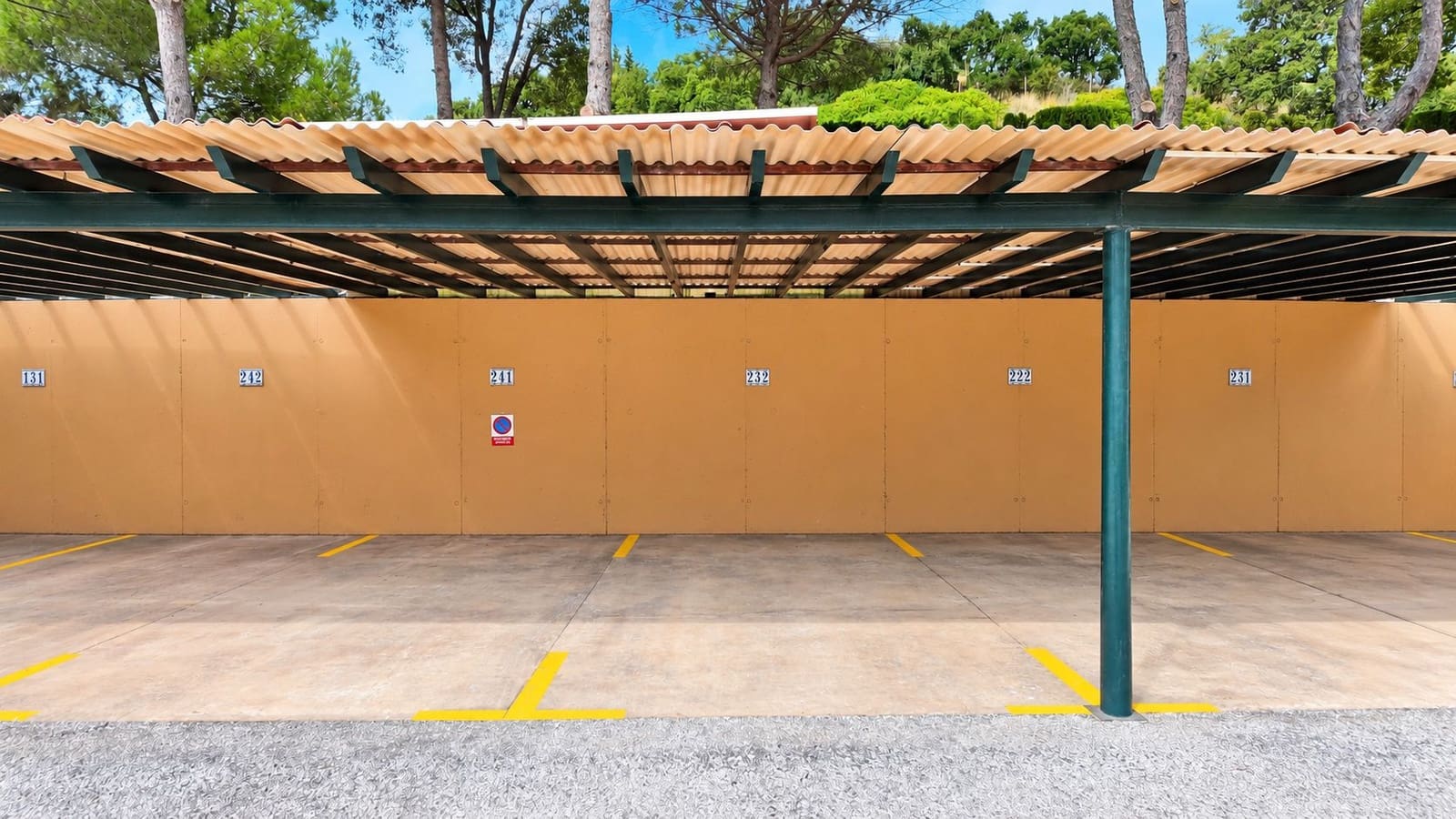 2 slaapkamer Appartement te koop in La Mairena met zwembad garage - € 319.000 (Ref: 10159629)