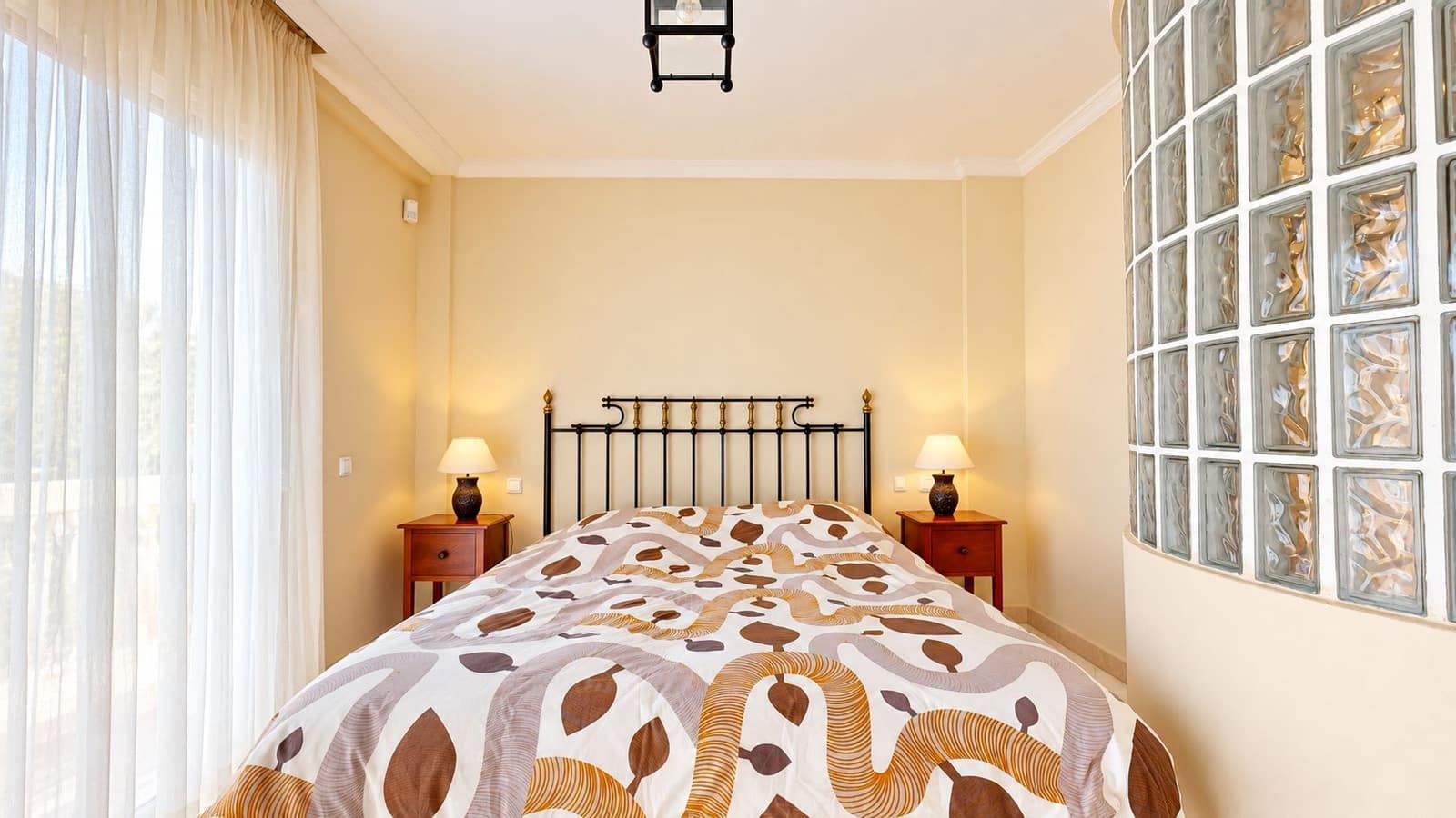 2 slaapkamer Appartement te koop in La Mairena met zwembad garage - € 319.000 (Ref: 10159629)