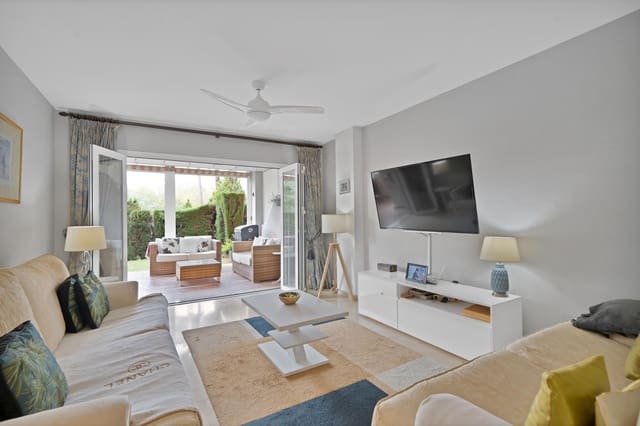 2 soverom Leilighet til salgs i Nueva Atalaya, Estepona med svømmebasseng - € 395 000 (Ref: 10161756)
