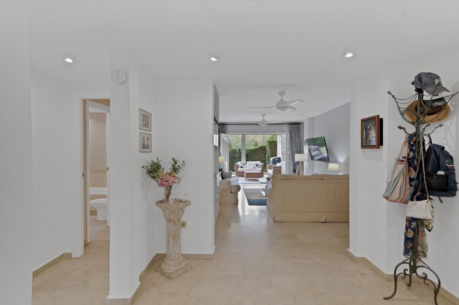 2 sovrum Lägenhet till salu i New Golden Mile med pool - 395 000 € (Ref: 10161756)