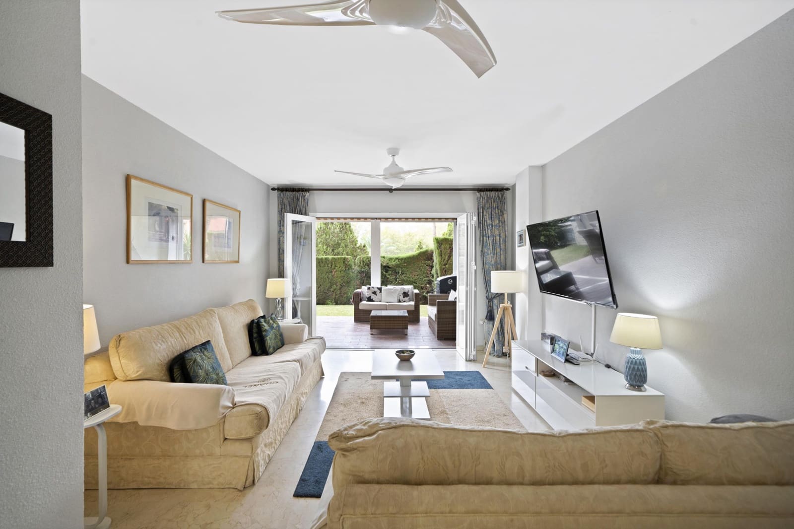 2 sovrum Lägenhet till salu i New Golden Mile med pool - 395 000 € (Ref: 10161756)
