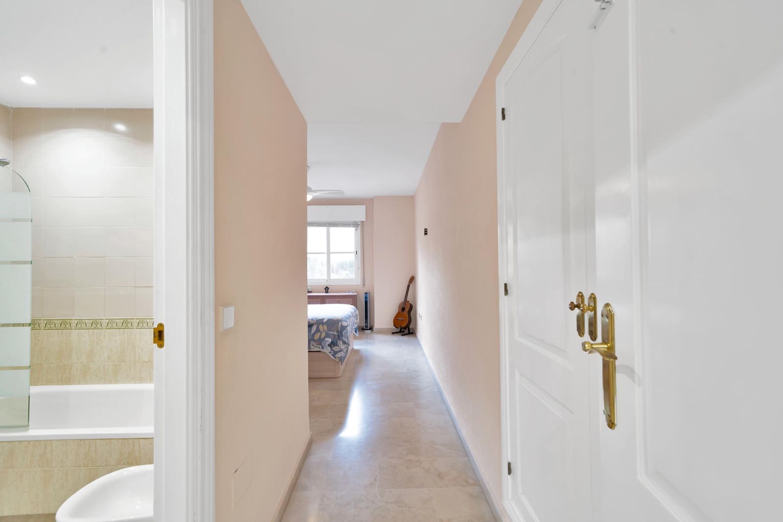2 sovrum Lägenhet till salu i New Golden Mile med pool - 395 000 € (Ref: 10161756)
