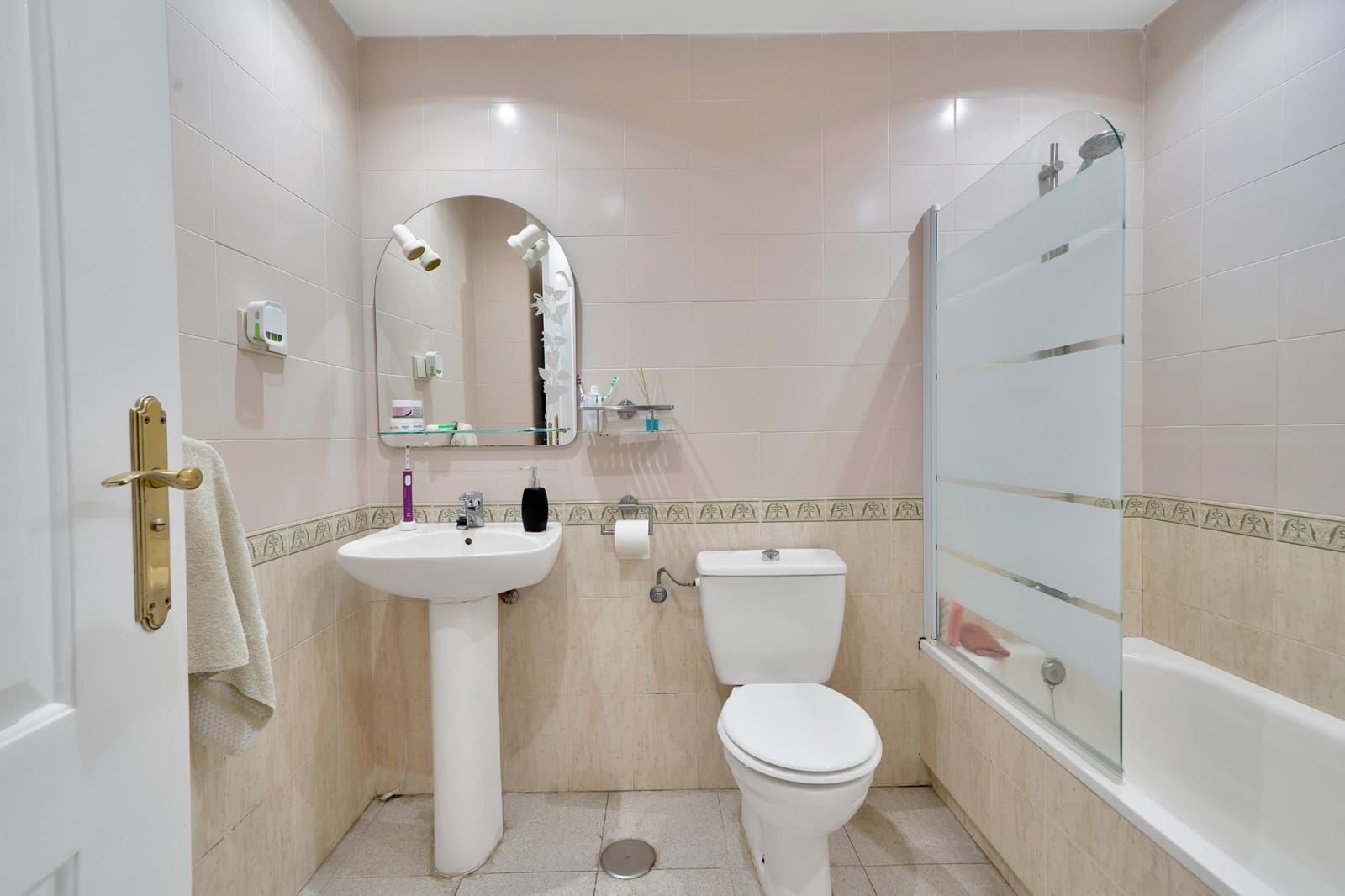 2 sovrum Lägenhet till salu i New Golden Mile med pool - 395 000 € (Ref: 10161756)