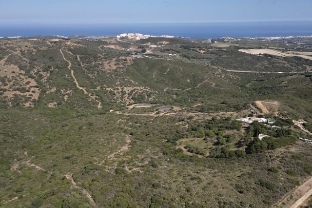 Grunde uden byggetilladelser til salg i Casares - € 1.448.000 (Ref: 10171568)