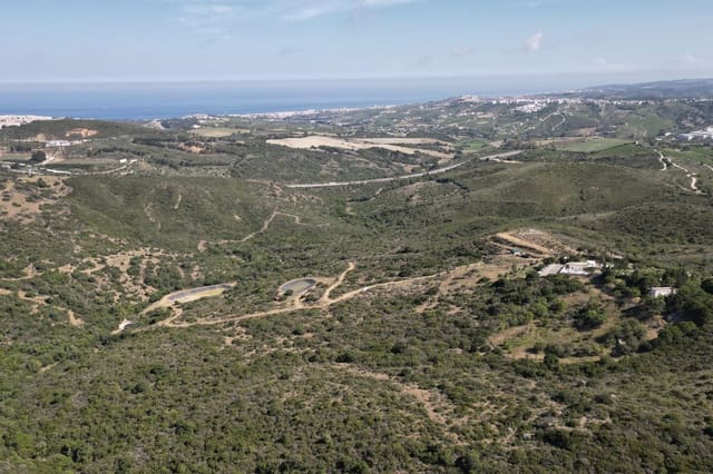 Grunde uden byggetilladelser til salg i Casares - € 1.448.000 (Ref: 10171568)