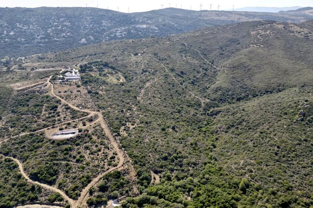Grunde uden byggetilladelser til salg i Casares - € 1.448.000 (Ref: 10171568)