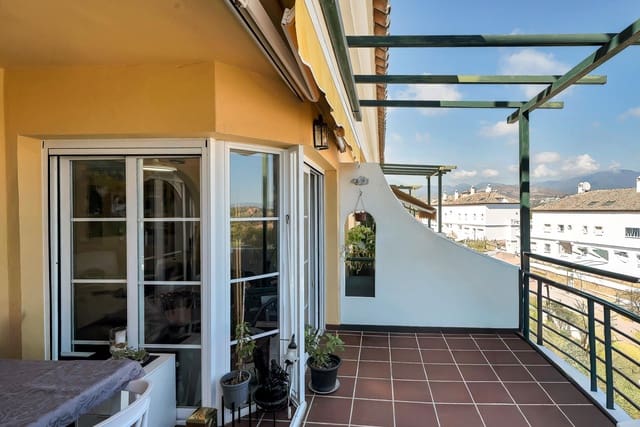 2 slaapkamer Appartement te koop in Nueva Andalucia, Marbella met zwembad garage - € 500.000 (Ref: 10173875)