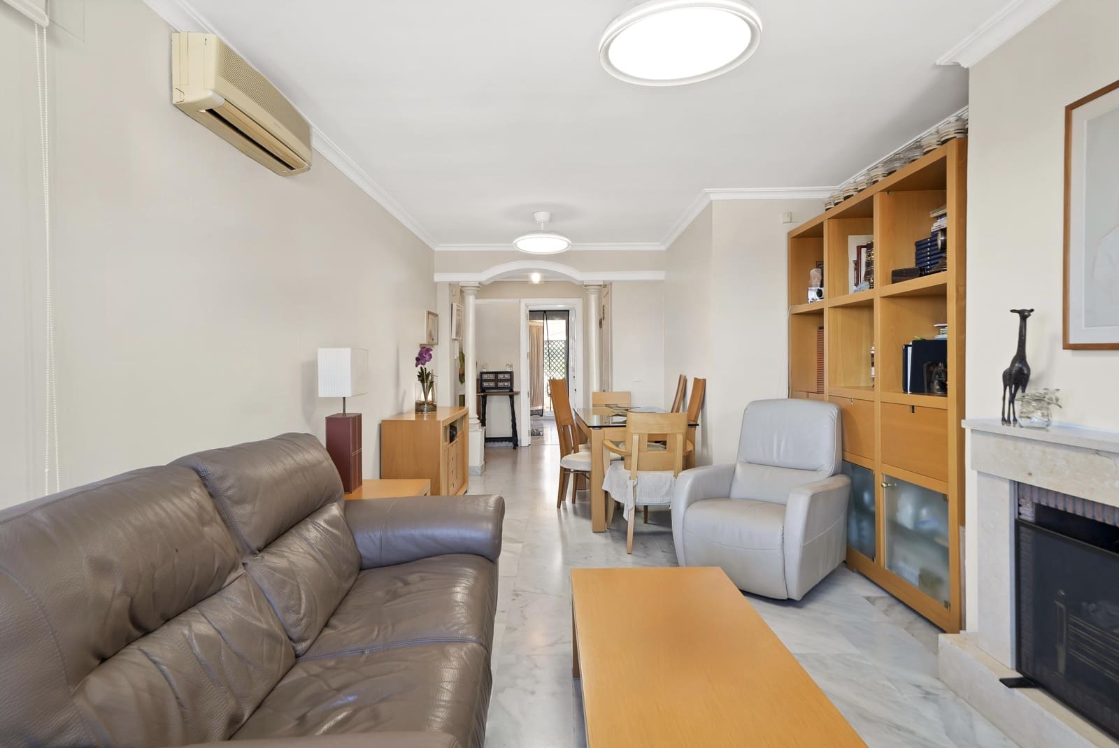 2 slaapkamer Appartement te koop in Nueva Andalucia met zwembad garage - € 500.000 (Ref: 10173875)