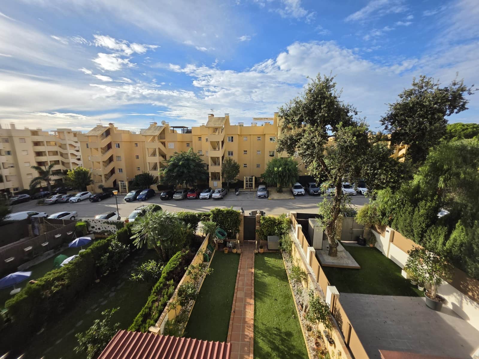 1 sypialnia Apartament na sprzedaż w Sitio de Calahonda z basenem - 242 000 € (Ref: 10177412)