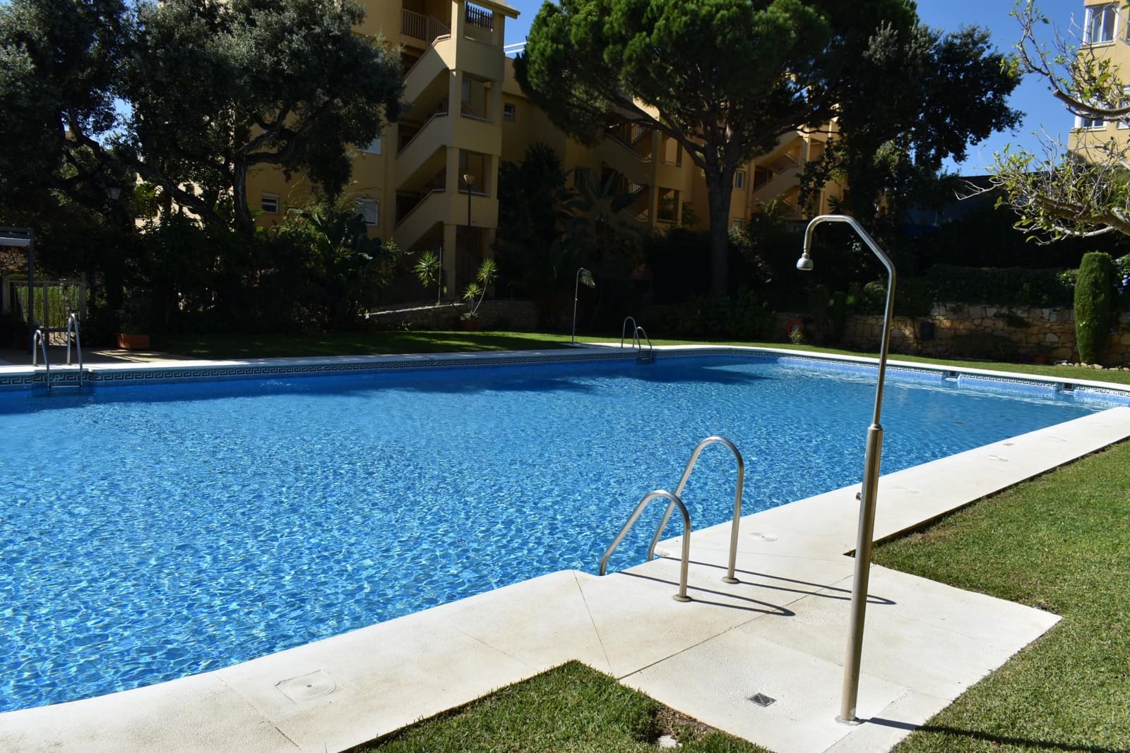 1 sypialnia Apartament na sprzedaż w Sitio de Calahonda z basenem - 242 000 € (Ref: 10177412)