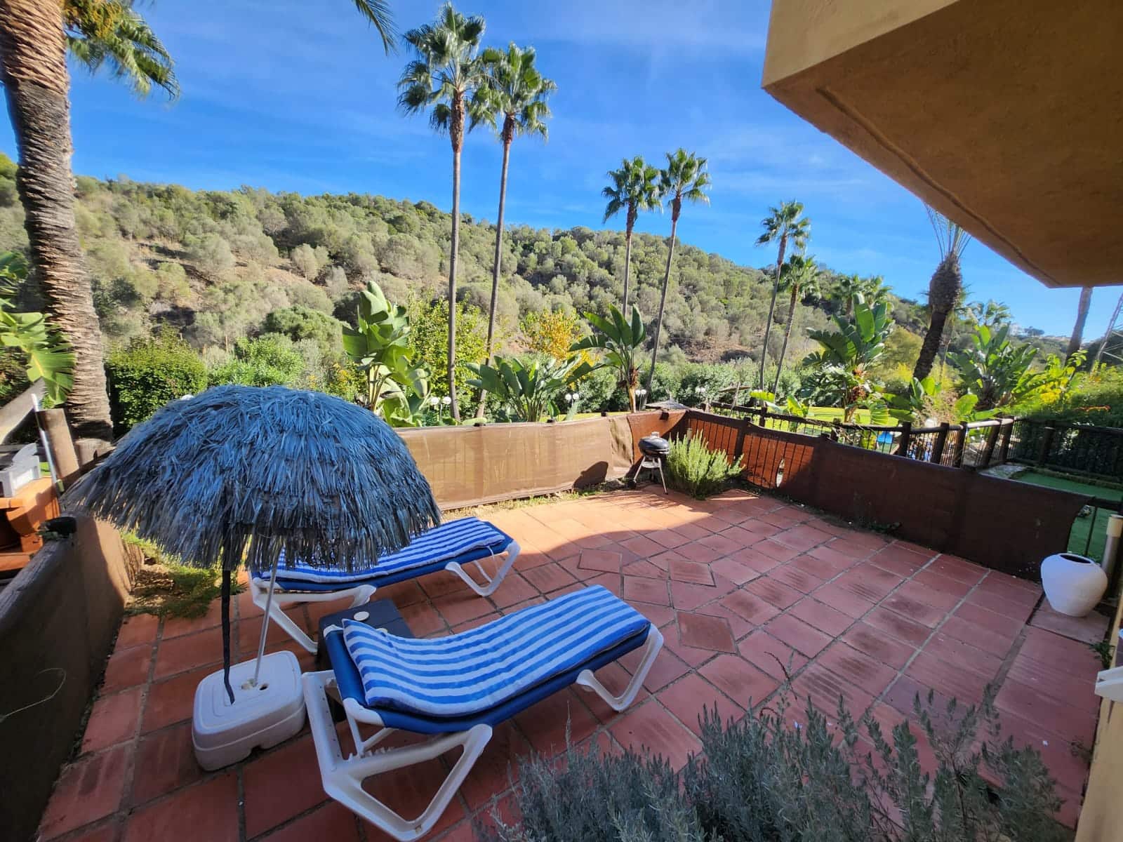 2 bedroom Flat for rent in La Reserva, Marbella with pool garage €