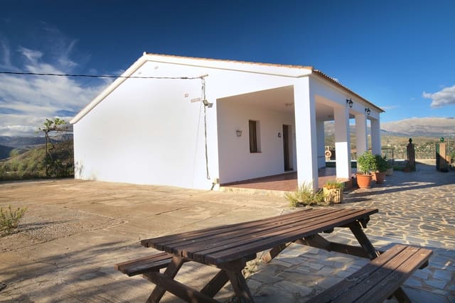 3 Zimmer Villa zu verkaufen in Comares mit Pool - 300.000 € (Ref: 7984839)