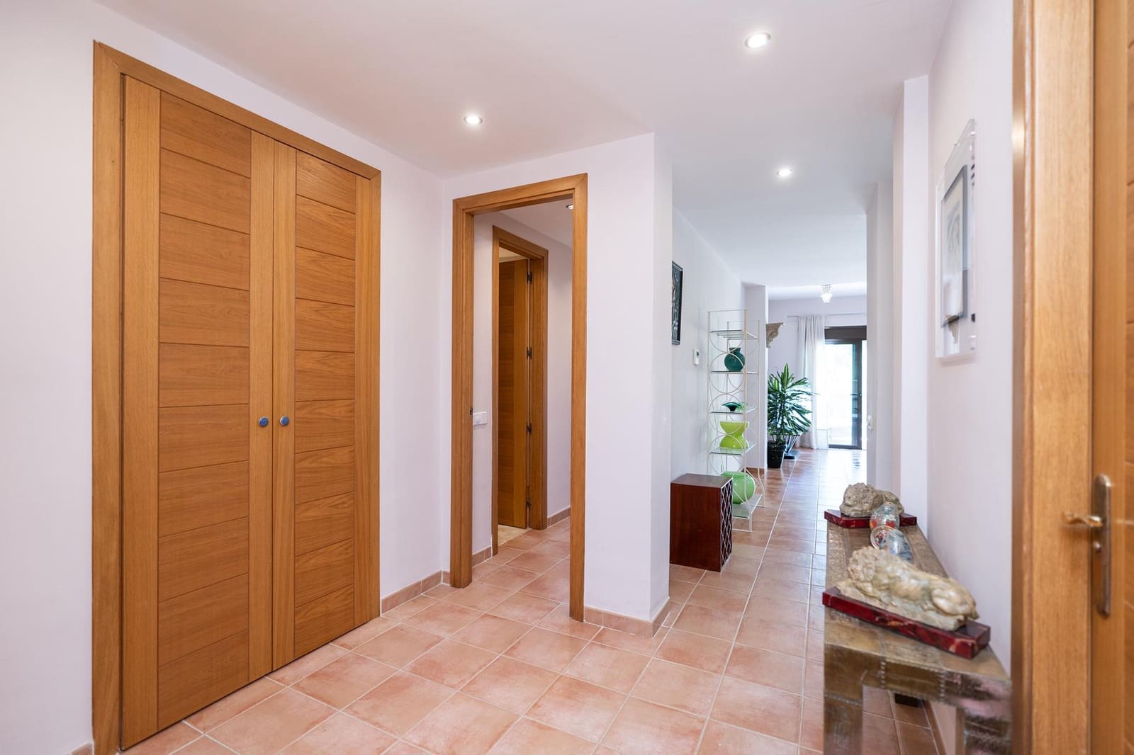 2 sovrum Lägenhet att hyra i Marbella med pool - 1 800 € (Ref: 8344975)