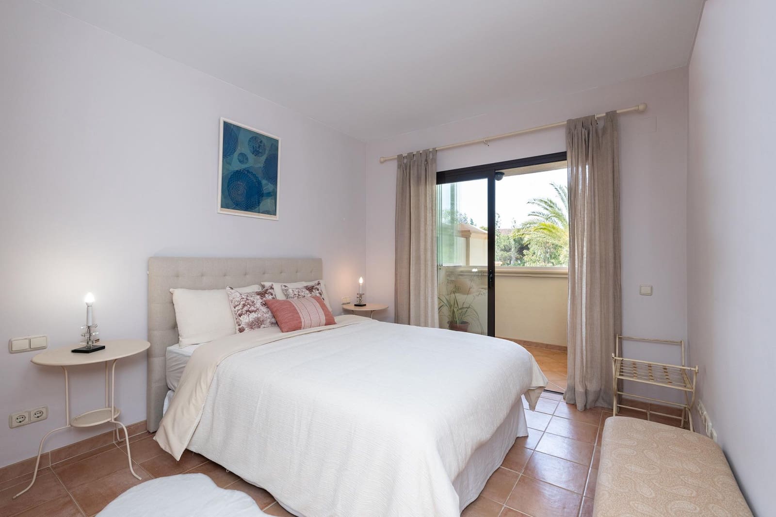 2 sovrum Lägenhet att hyra i Marbella med pool - 1 800 € (Ref: 8344975)