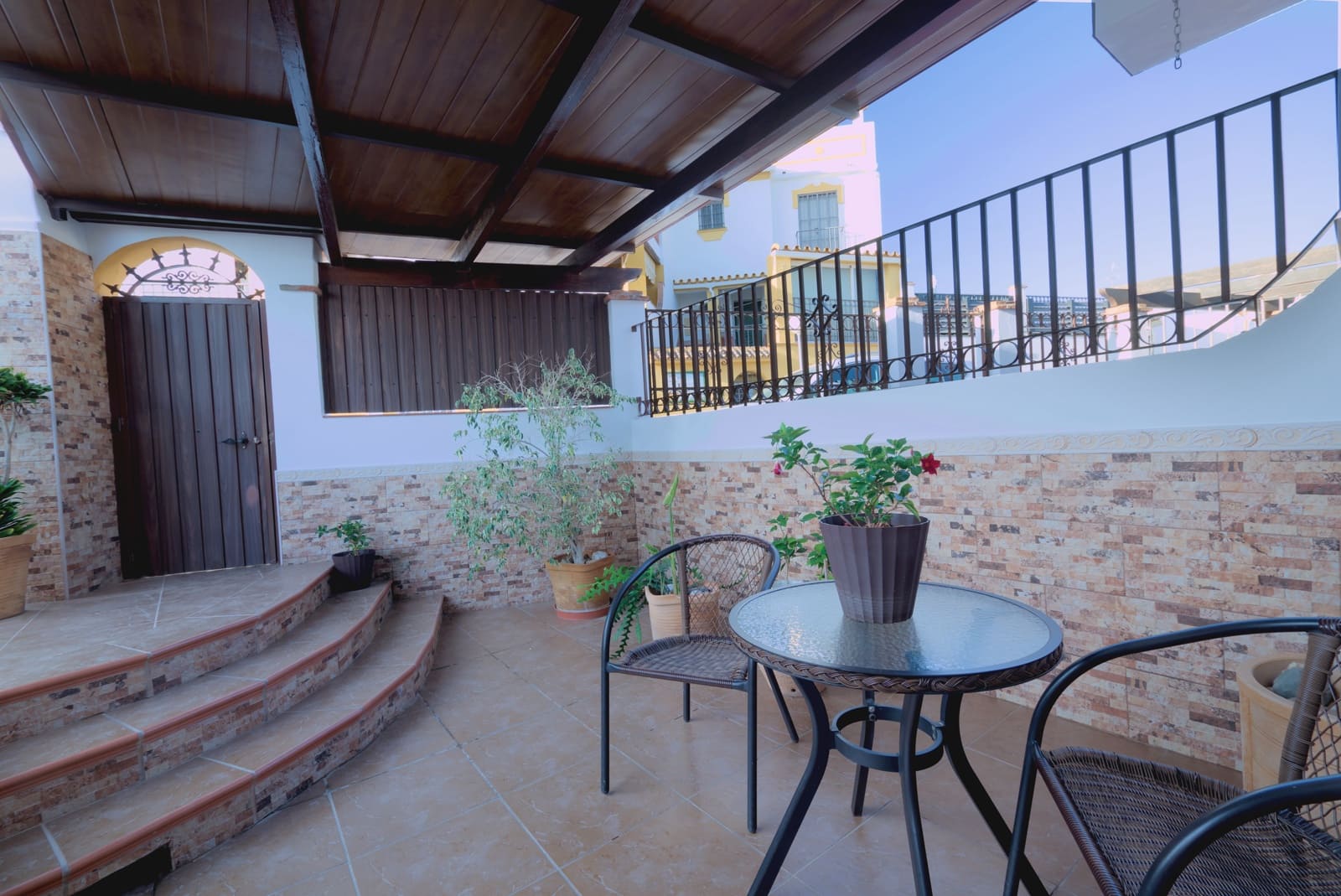 3 soveværelse Rækkehus til salg i Torre del Mar med swimmingpool - € 410.000 (Ref: 8463872)