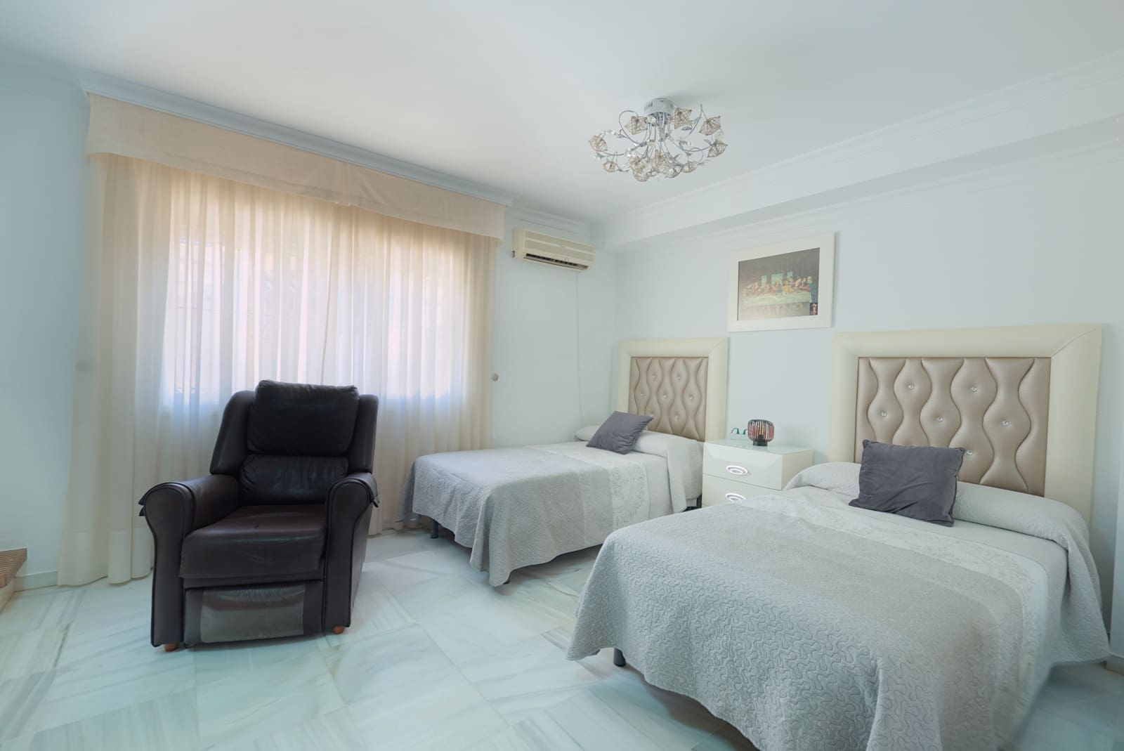 3 soveværelse Rækkehus til salg i Torre del Mar med swimmingpool - € 410.000 (Ref: 8463872)