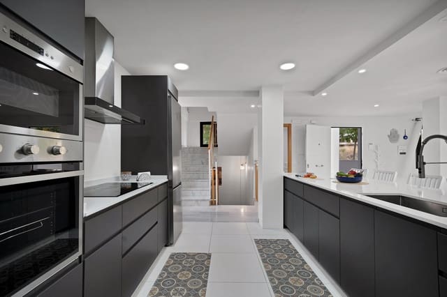 3 quarto Moradia para venda em Torrenueva, Mijas - 549 000 € (Ref: 8557296)