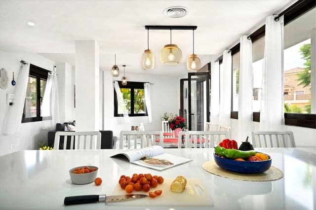 3 Zimmer Villa zu verkaufen in Torrenueva, Mijas - 549.000 € (Ref: 8557296)