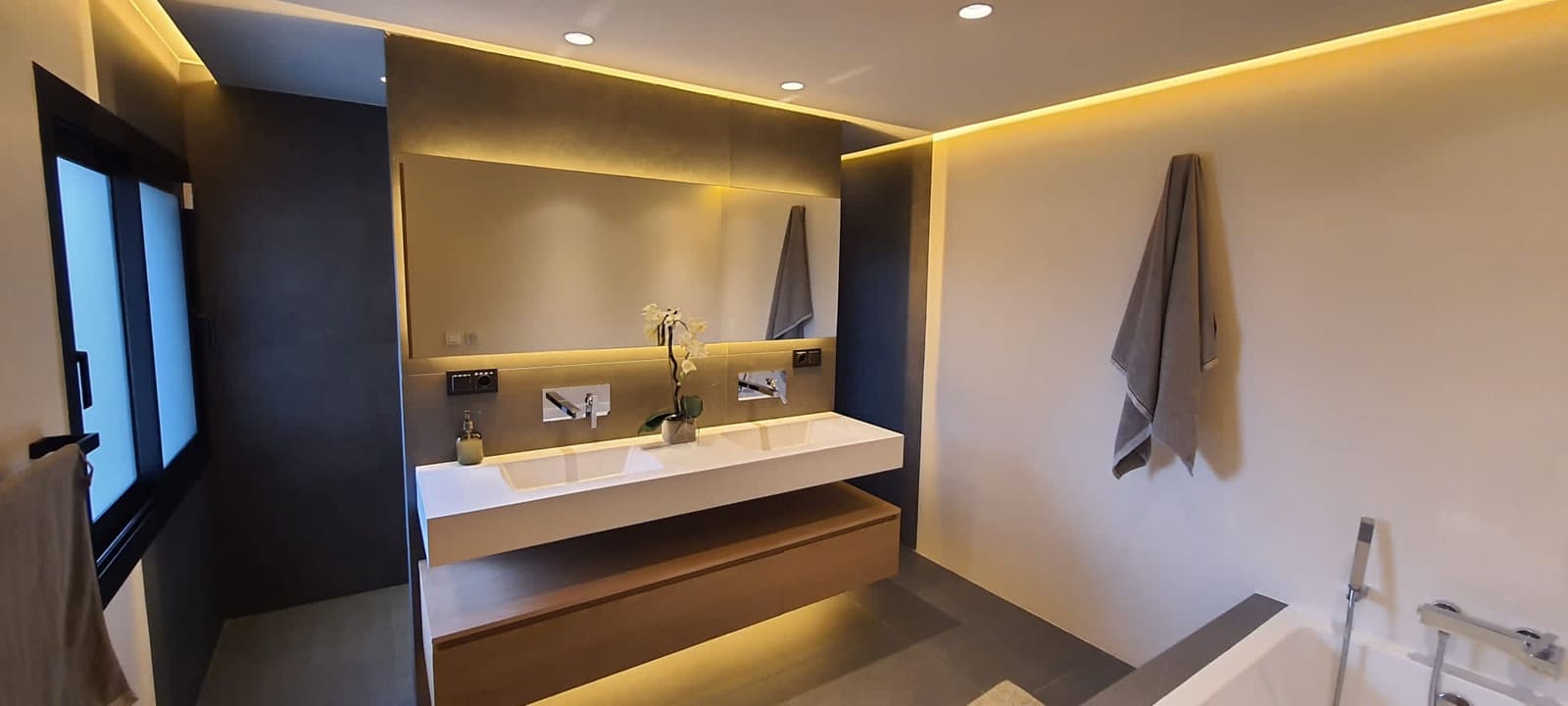 4 quarto Moradia para arrendar em Marbella - 6 900 € (Ref: 8561595)