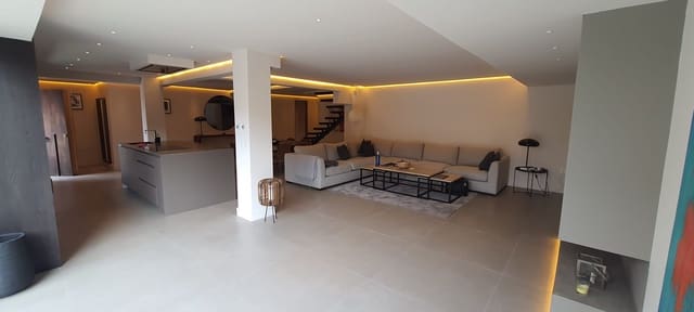 4 makuuhuone Huvila vuokrattavana paikassa Marbella - 6 900 € (Ref: 8561595)