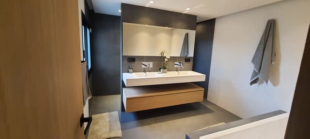 4 makuuhuone Huvila vuokrattavana paikassa Marbella - 6 900 € (Ref: 8561595)