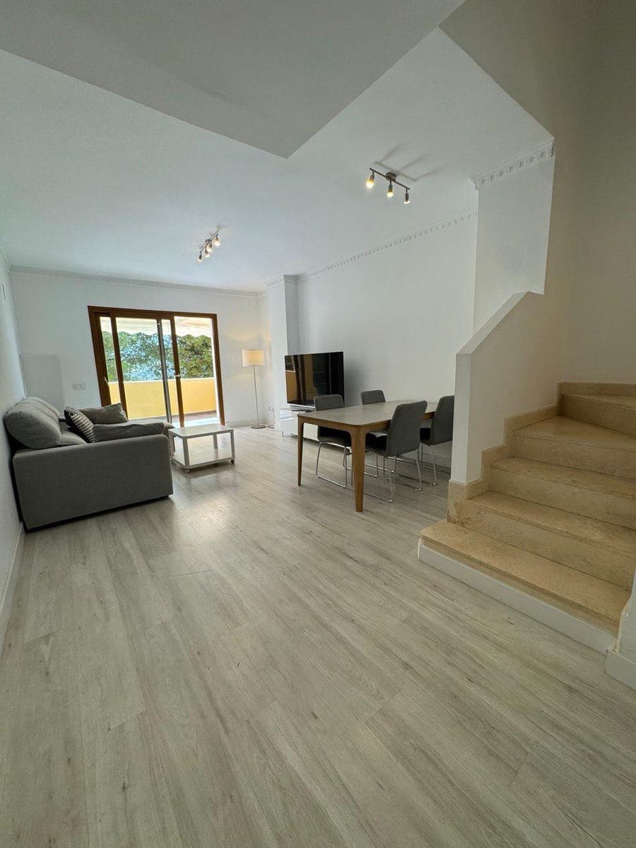 3 bedroom Apartment for rent in Marbella with pool - € 3,000 (Ref: 8584417)