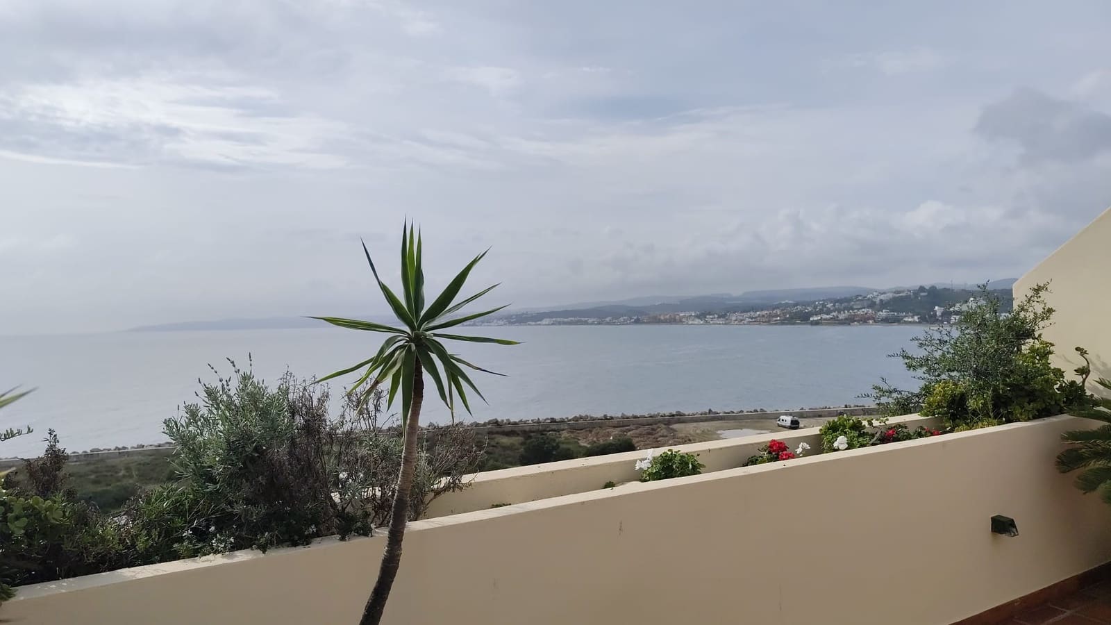 2 soverom Leilighet til leie i Estepona med svømmebasseng - € 2 000 (Ref: 8630212)