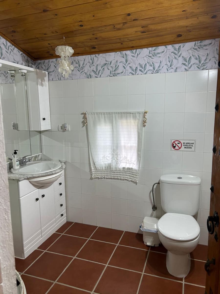 5 soveværelse Finca/Landehus til salg i Cuevas de San Marcos med swimmingpool - € 238.000 (Ref: 8645188)