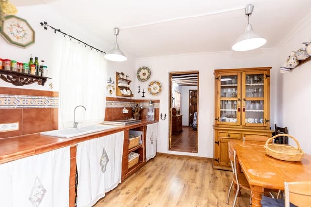 5 makuuhuone Maalaistalo myytävänä paikassa Cuevas de San Marcos mukana uima-altaan - 225 000 € (Ref: 8645188)