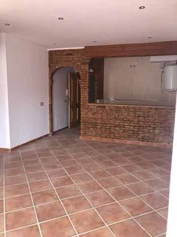 2 bedroom Apartment for sale in Agrón - € 67,000 (Ref: 8662631)