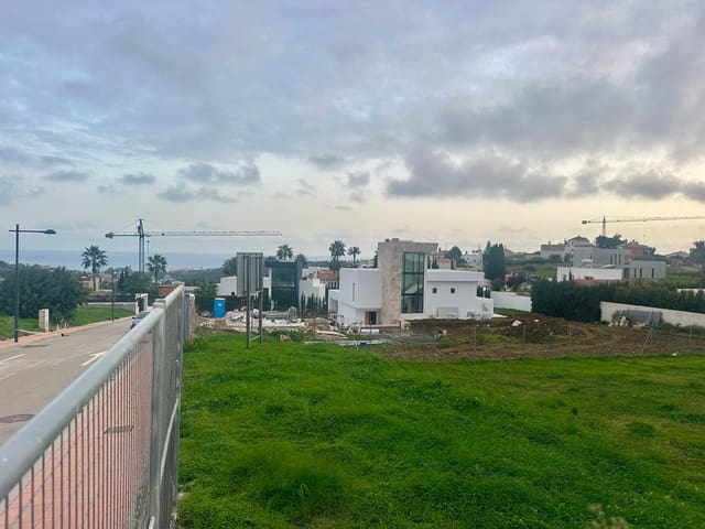 Terreno para Construção para venda em Estepona - 449 000 € (Ref: 8679995)