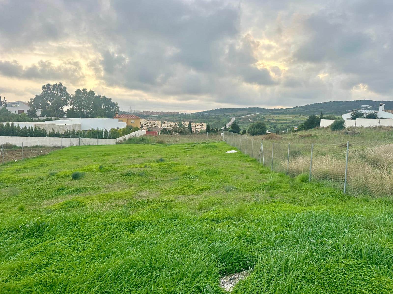 Building Plot for sale in Estepona - € 449,000 (Ref: 8679995)