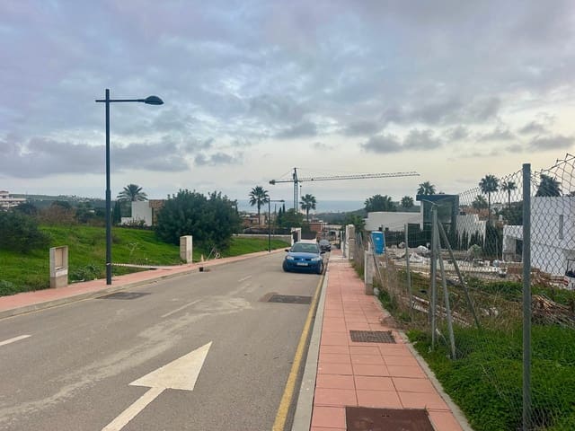 Terreno para Construção para venda em Estepona - 449 000 € (Ref: 8679995)