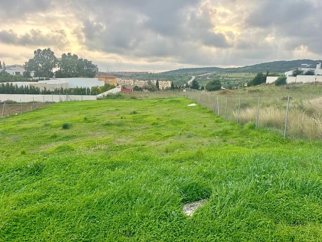 Terreno para Construção para venda em Estepona - 449 000 € (Ref: 8679995)