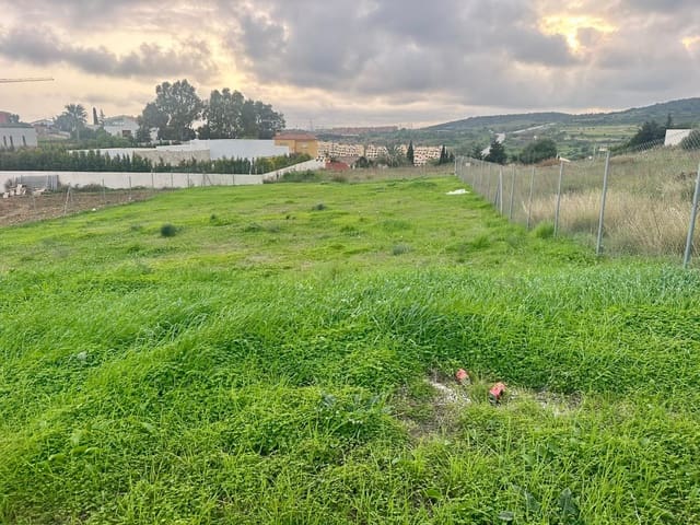 Terreno para Construção para venda em Estepona - 449 000 € (Ref: 8679995)