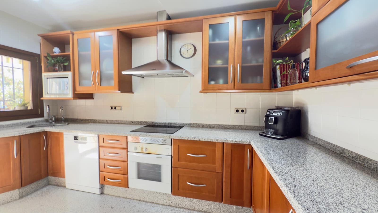 4 quarto Moradia para venda em Antequera com piscina - 525 000 € (Ref: 8709299)