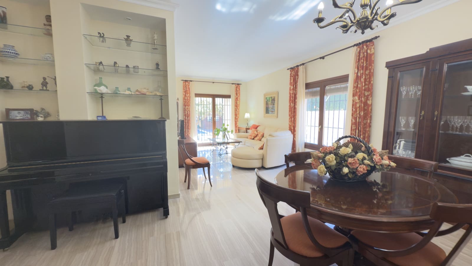 4 quarto Moradia para venda em Antequera com piscina - 525 000 € (Ref: 8709299)