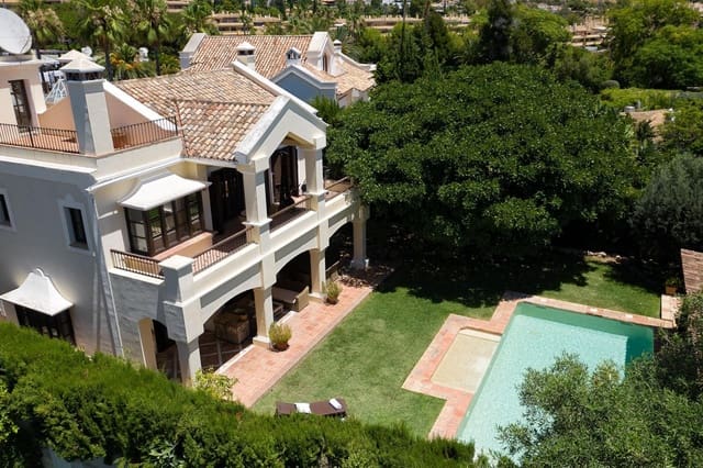 5 soveværelse Villa til leje i Sierra Blanca, Marbella med swimmingpool garage - € 15.000 (Ref: 8786436)