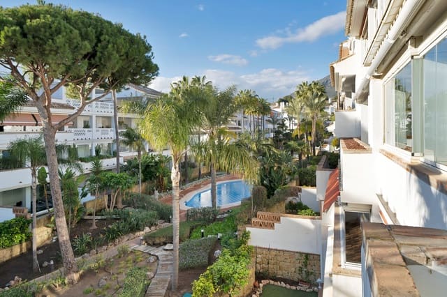 3 soveværelse Lejlighed til leje i Marbella med swimmingpool - € 3.500 (Ref: 8792578)