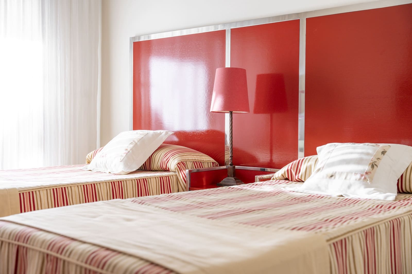 3 sypialnia Apartament do wynajęcia w Marbella z basenem - 3 500 € (Ref: 8792578)