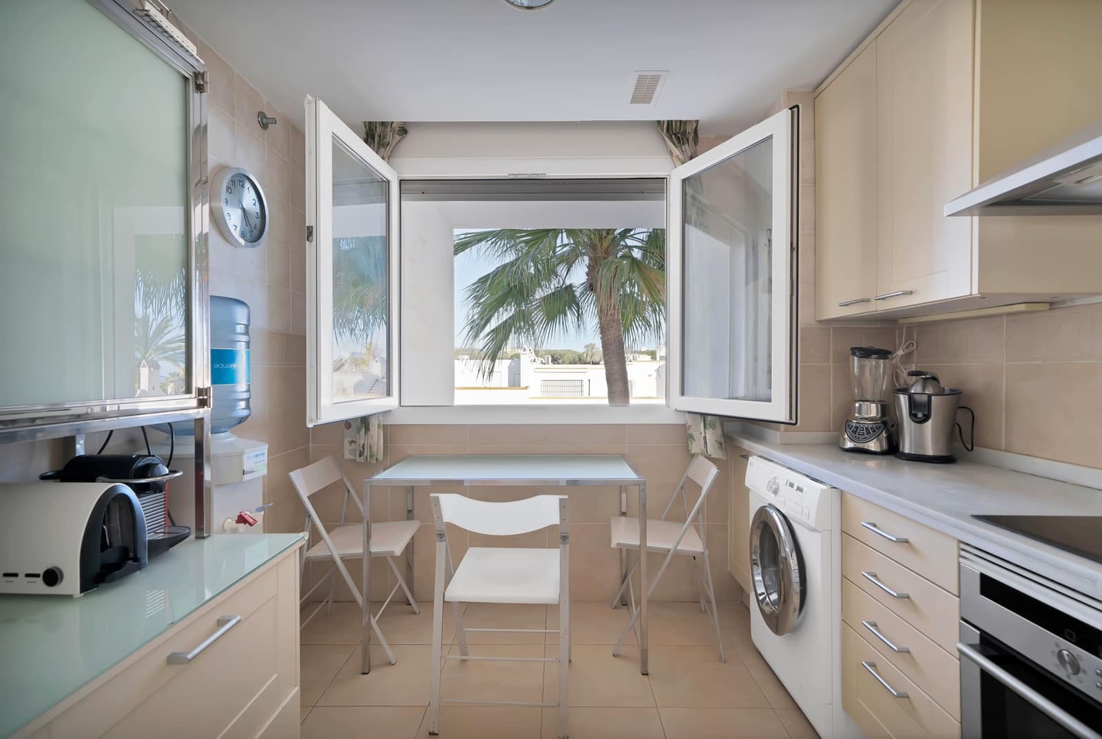 3 sypialnia Apartament do wynajęcia w Marbella z basenem - 3 500 € (Ref: 8792578)