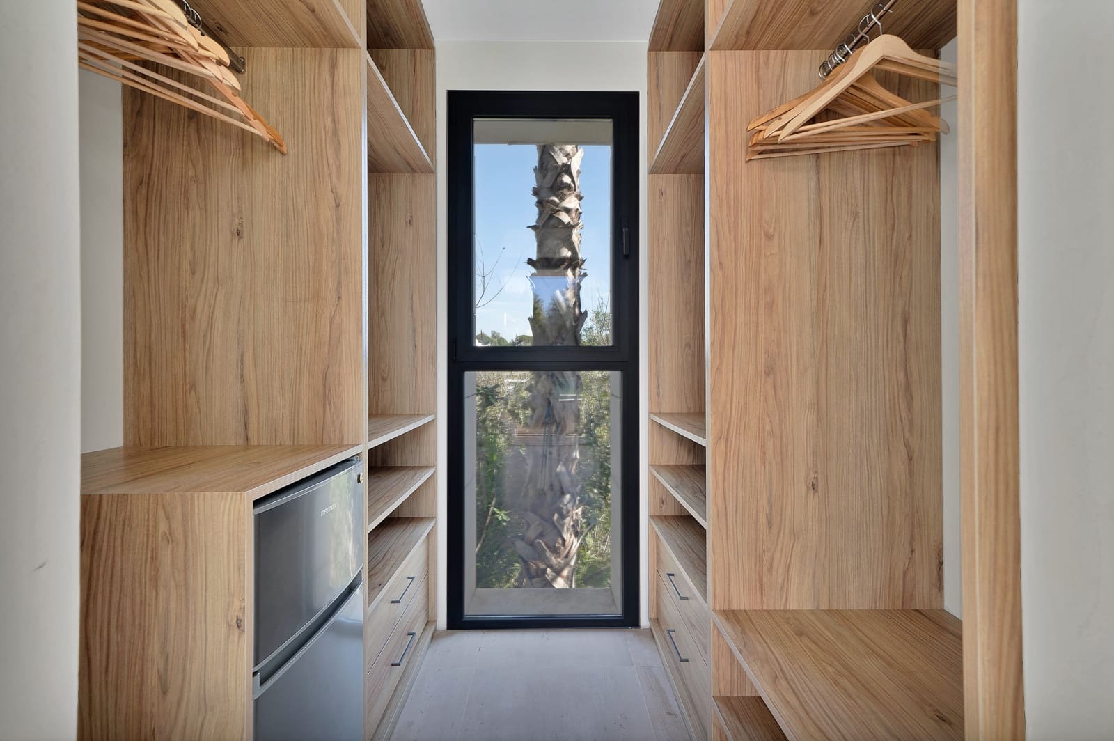 6 bedroom Villa for sale in Marbella with pool - € 6,850,000 (Ref: 8834698)