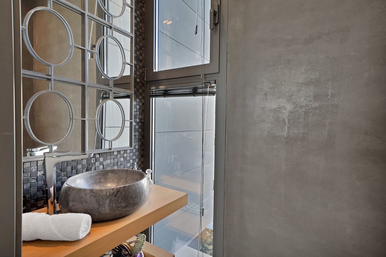 6 bedroom Villa for sale in Marbella with pool - € 6,850,000 (Ref: 8834698)