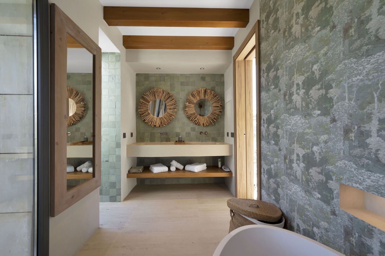 6 bedroom Villa for sale in Marbella with pool - € 6,850,000 (Ref: 8834698)